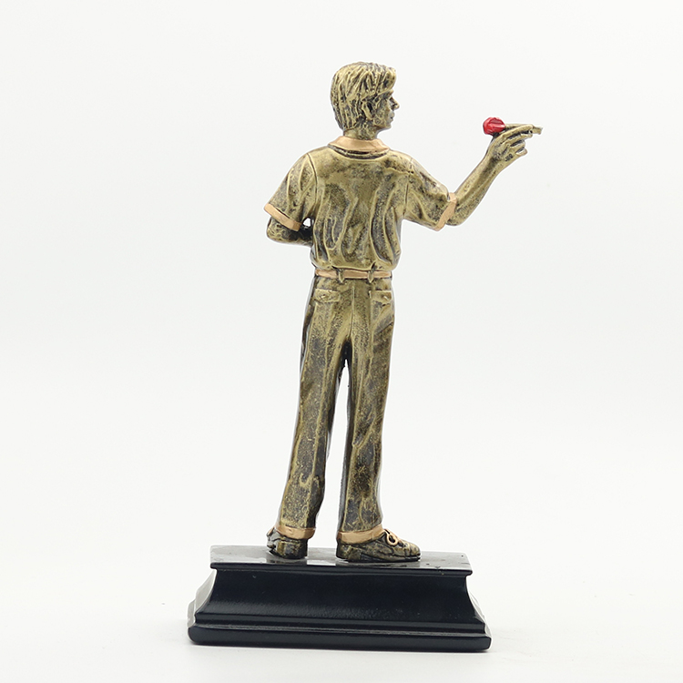 New resin darts trophy person trophy metal MEDALS custom factory direct selling crafts 3373