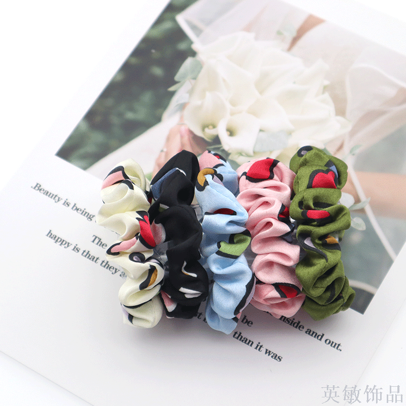 Women's Korean version of hair tie hair band Korean hair circle web celebrity lovely large intestine hair circle girl love tiaras Women's Korean version of hair tie hair band Korean hair circle web celebrity lovely large intestine hair circle girl love tiaras