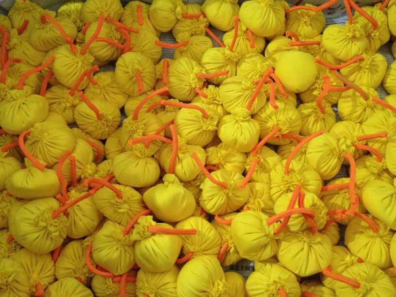 chalk bomb holi powder/holi color 6 colors in stock (have MSDS certificate) chalk bomb holi powder/holi color 6 colors in stock (have MSDS certificate)