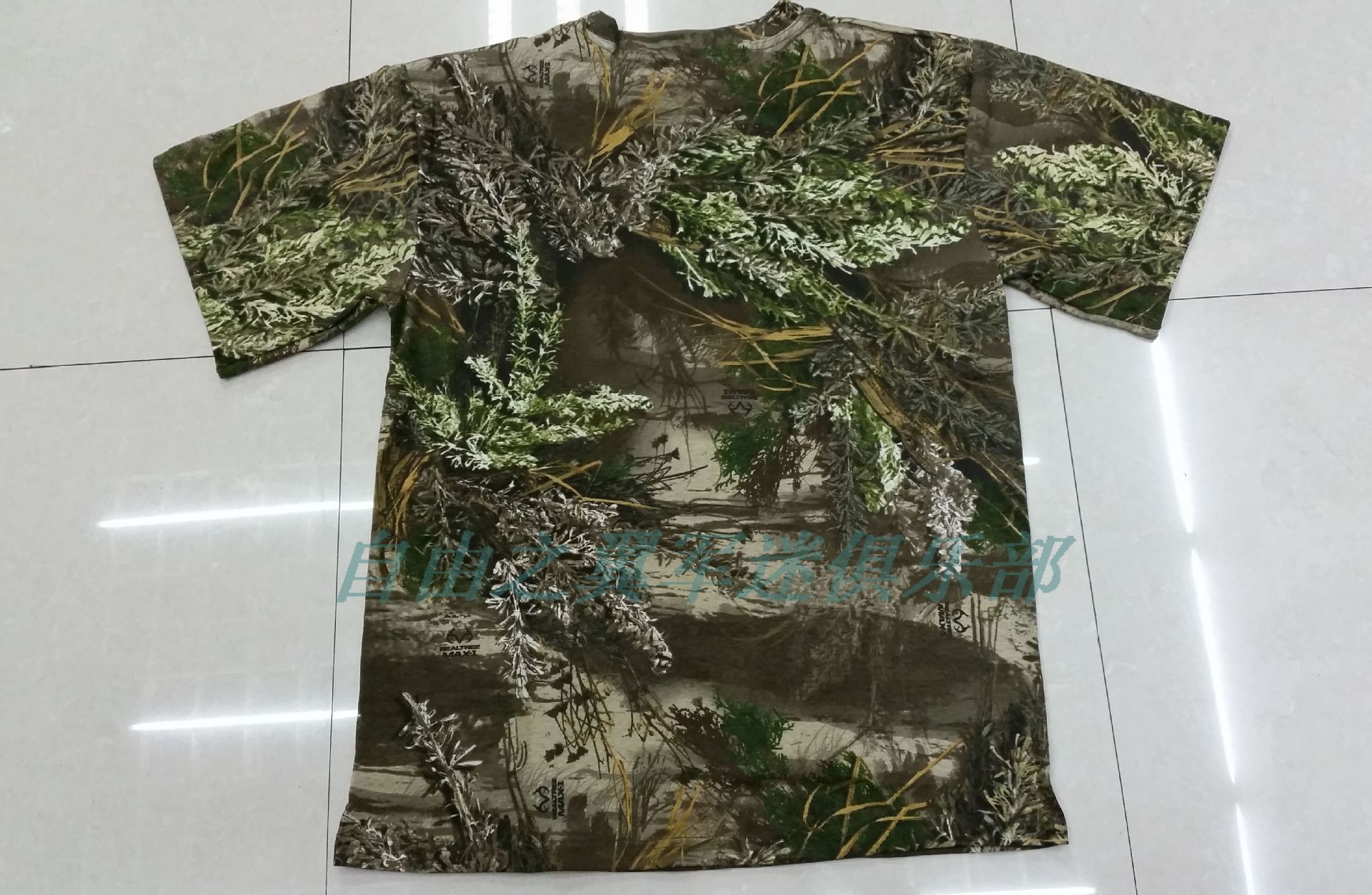 Bionic camouflage t-shirt Camo hunting clothing outdoors summer camouflage t-bird suit with short sleeves cotton vest Bionic camouflage t-shirt Camo hunting clothing outdoors summer camouflage t-bird suit with short sleeves cotton vest