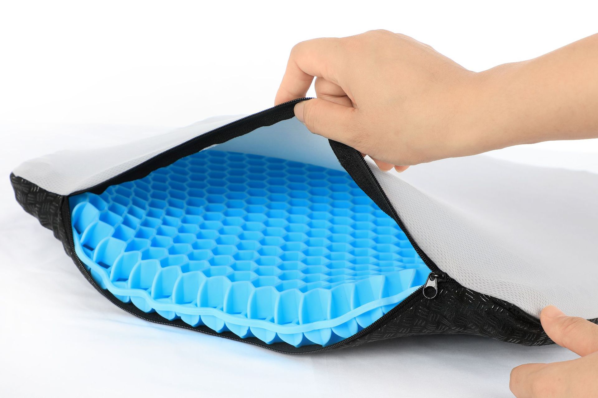 New Four Generations Full Breathable Egg Summer Gel Cushion Honeycomb Car Seat Cushion Breathable Soft Cushion Slow Ice Pad Cool Pad
