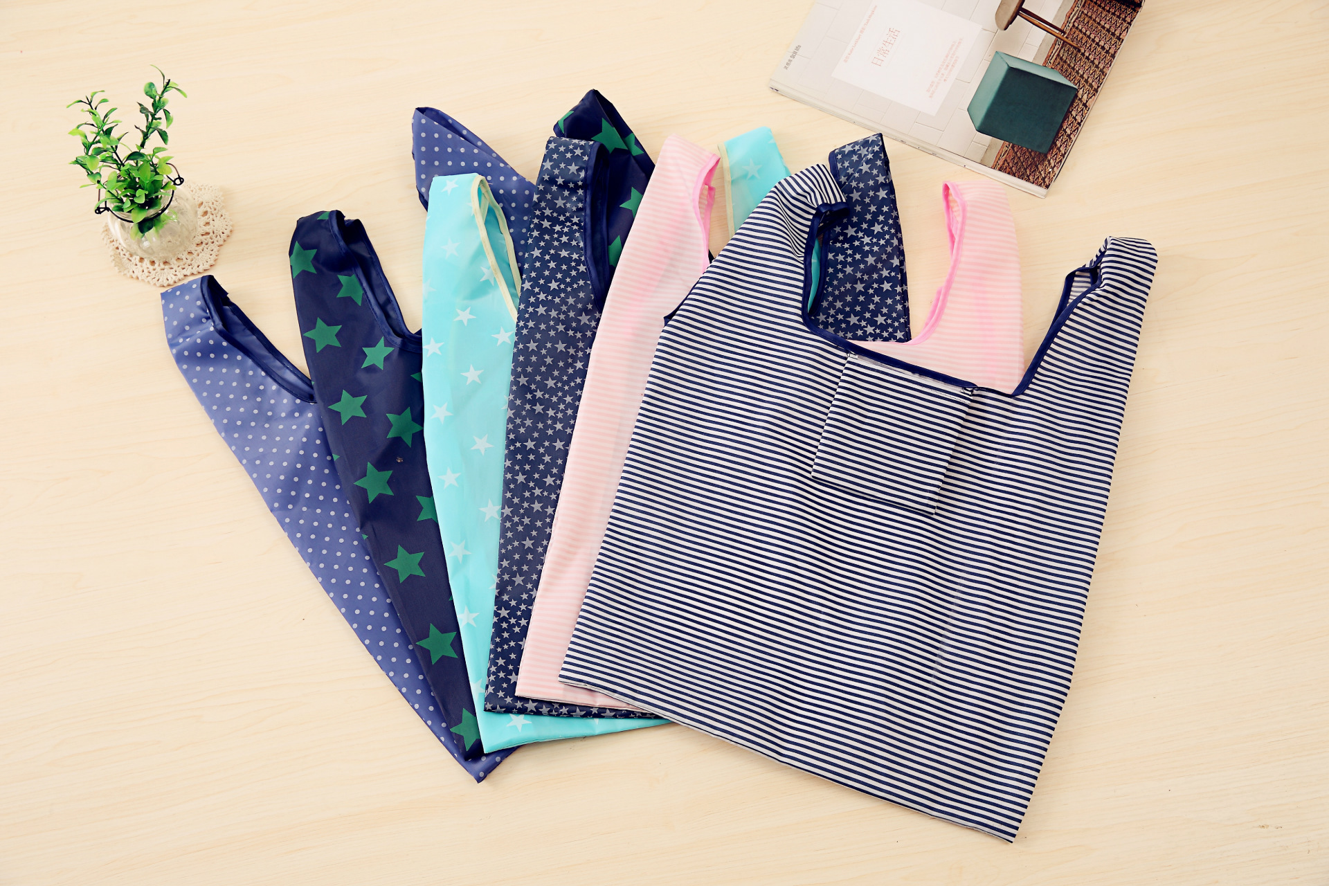 Folding Shopping Bag Portable Environmental Protection Bag Waterproof Bag Oxford Cloth Can Store Custom Printed Logo Folding Shopping Bag Portable Environmental Protection Bag Waterproof Bag Oxford Cloth Can Store Custom Printed Logo