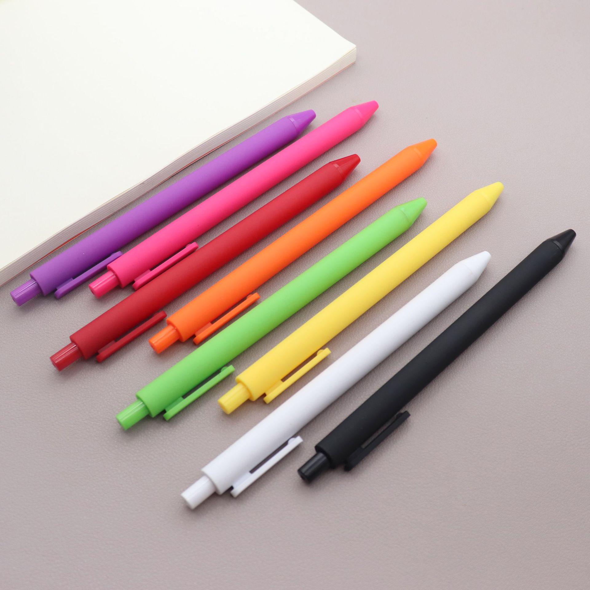 Factory Customized Advertising Marker Gift Customized Logo Plastic Press Gel Pen Colorful Candy Color Pen Factory Customized Advertising Marker Gift Customized Logo Plastic Press Gel Pen Colorful Candy Color Pen