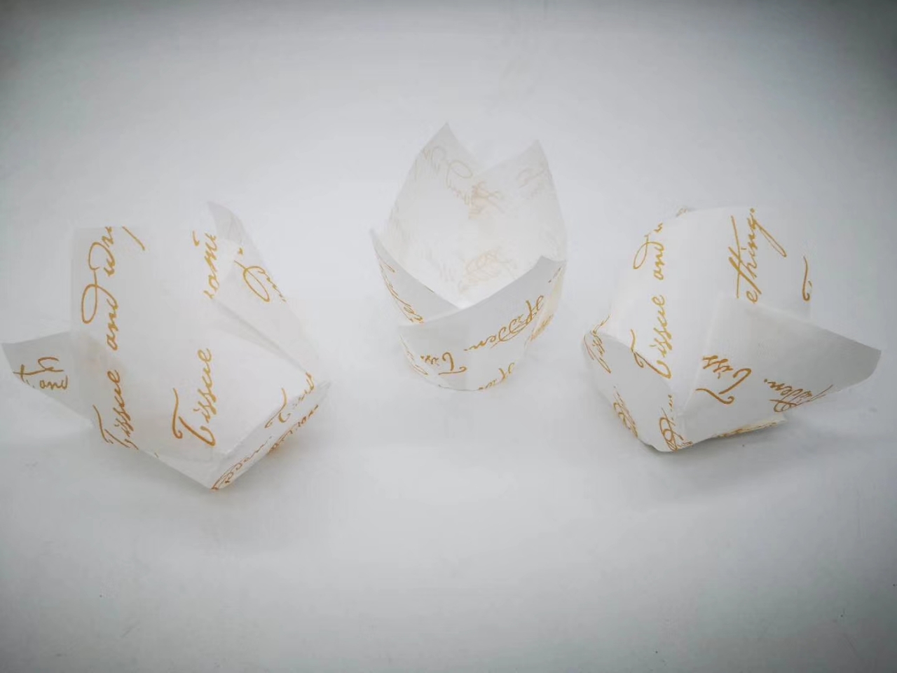 Disposable baking cake bread paper cup tulip shaped cup