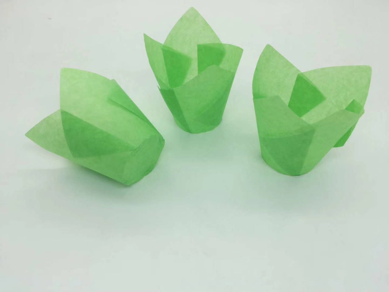 Disposable baking cake bread paper cup tulip shaped cup
