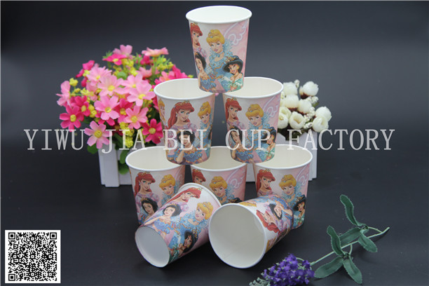 Disposable paper cup coffee cup cupcake paper cup advertising cup tea paper cup baking paper cup customized stock.