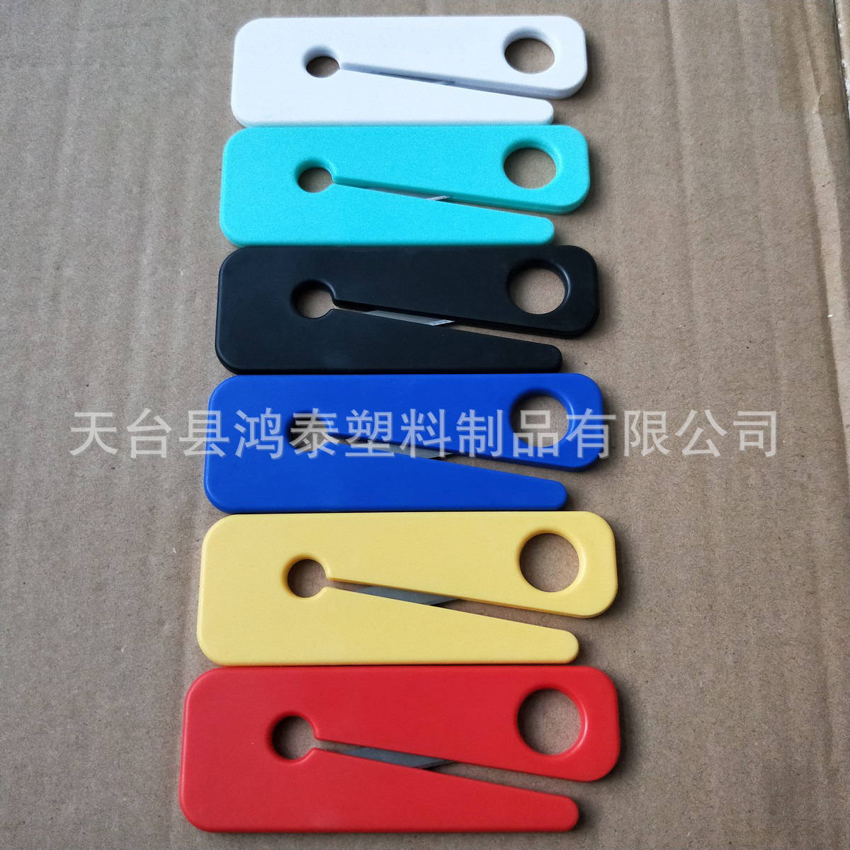 Printable Logo Plastic Safety Belt Cutter Car Safety Belt Cutter Emergency Escape Seat Belt Cutter