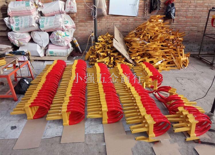 Horn wheel lock small car tire lock independent packaging car anti-theft lock through the wheel lock Horn wheel lock small car tire lock independent packaging car anti-theft lock through the wheel lock