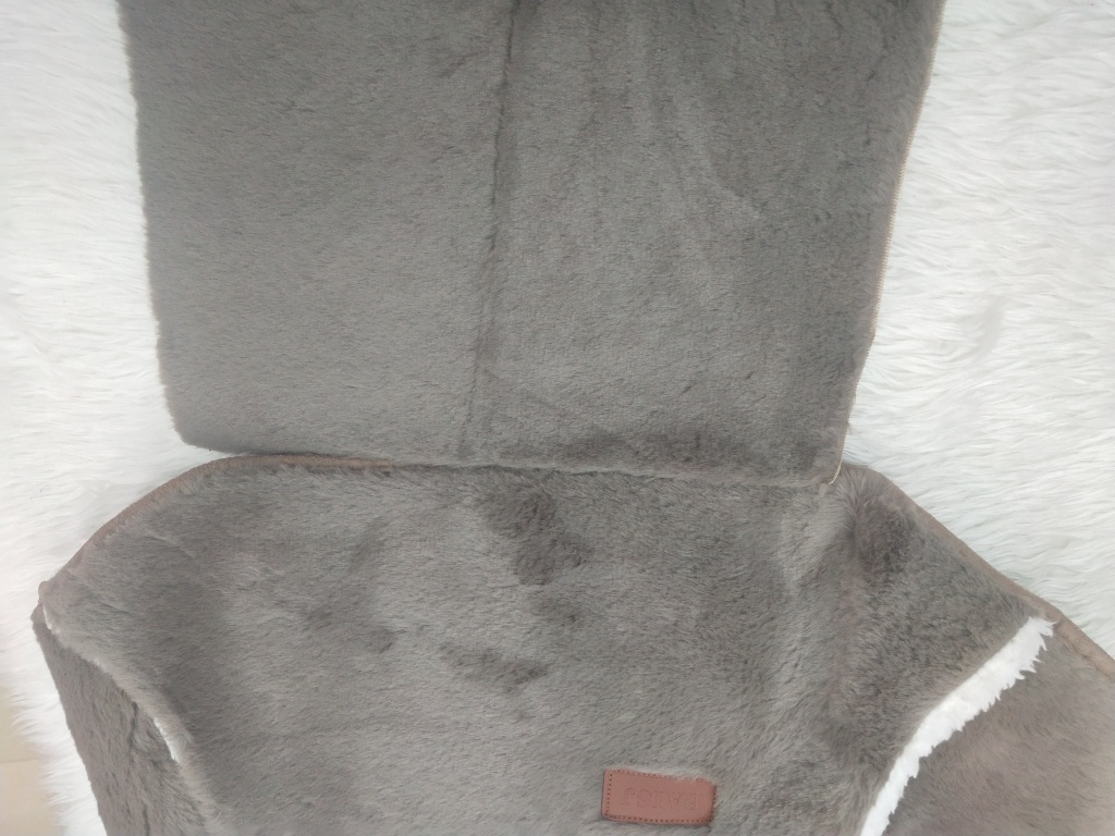 Rabbit Fur Warm Soft Relieving Uterine Cold Waist Support Shoulder and Knee Pad Multifunctional Stomach Heating Belt Rabbit Fur Warm Soft Relieving Uterine Cold Waist Support Shoulder and Knee Pad Multifunctional Stomach Heating Belt