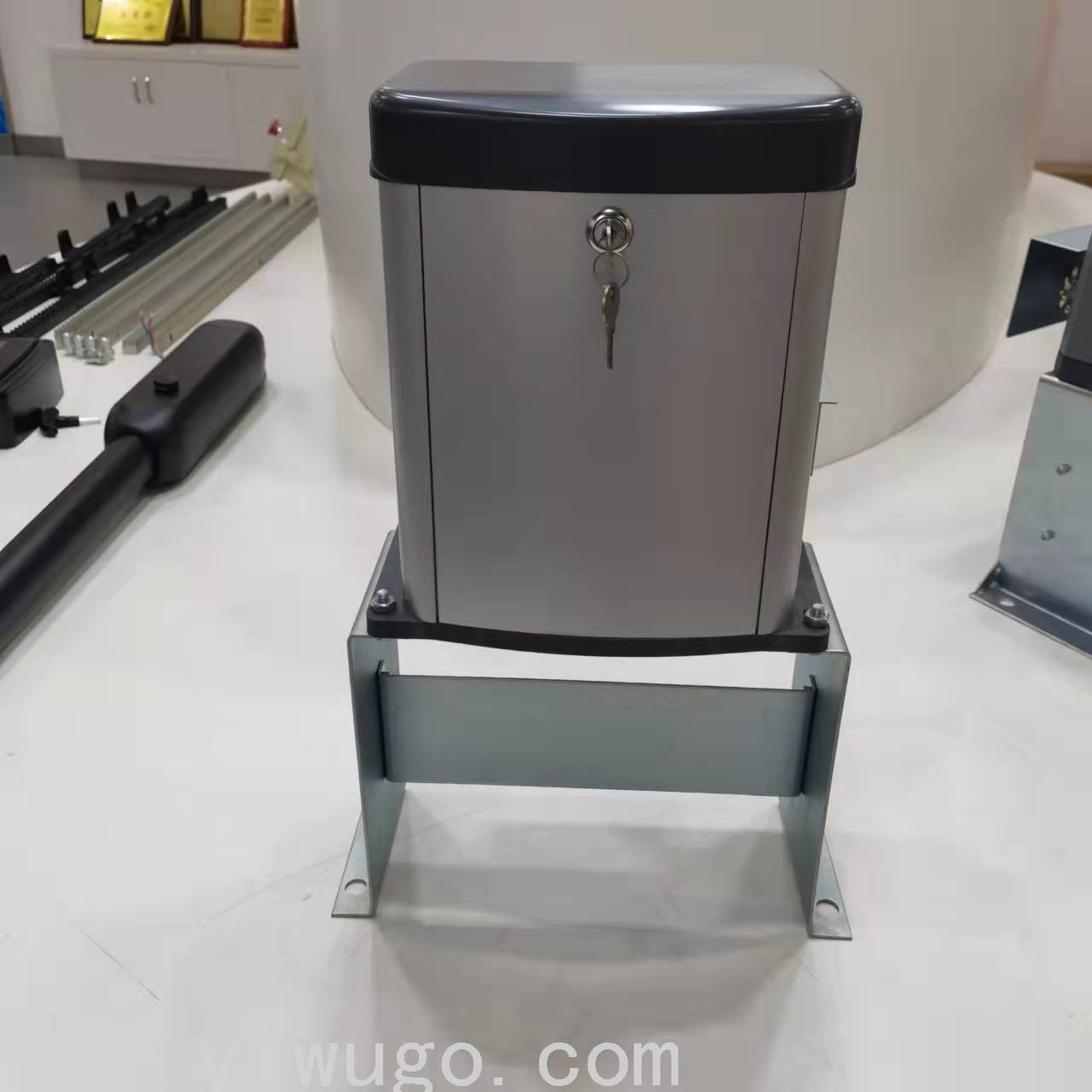 Factory Direct Sales Door Opener Sliding Gate Motor Remote Control Door Opener Automatic Door Opener Factory Direct Sales Door Opener Sliding Gate Motor Remote Control Door Opener Automatic Door Opener