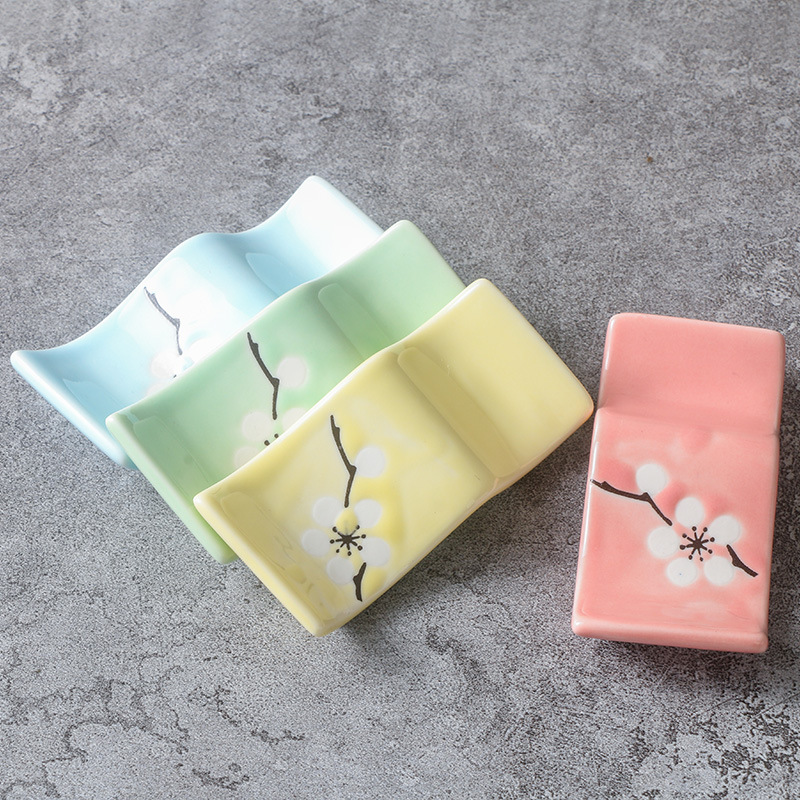 Ceramic Chopstick Rack Bone China Hand Color Glazed Porcelain Chopsticks Shelf Creative Soup Spoon Support Spoon Holder