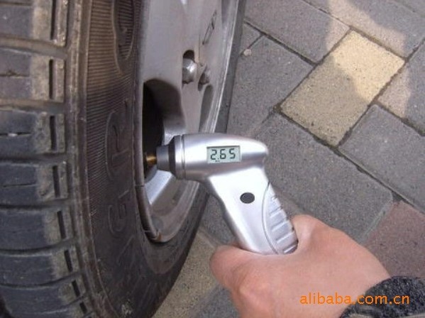 Classic Tire Pressure Gauge High Precision Car Tire Pressure Gauge Tire Pressure Monitoring Classic Tire Pressure Gauge High Precision Car Tire Pressure Gauge Tire Pressure Monitoring