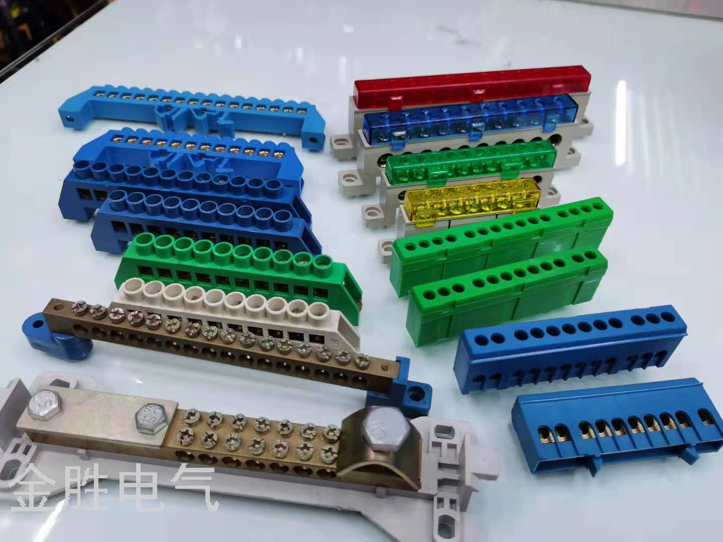 Plastic Terminal Copper Terminal Wiring Terminal Copper Bar