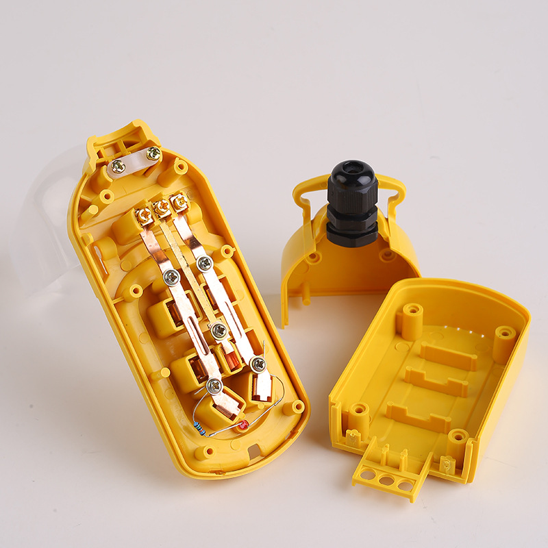 Splash-Proof Outdoor Wireless Power Strip Construction Site Outdoor Patch Board Wholesale Rainproof Terminal Block Socket Splash-Proof Outdoor Wireless Power Strip Construction Site Outdoor Patch Board Wholesale Rainproof Terminal Block Socket