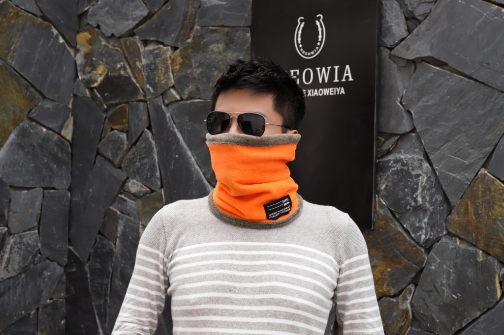 Outdoor Riding Autumn and Winter Windproof Warm Velvet Padded Thickened Male and Female Students Cervical Support Hat Mask Scarf