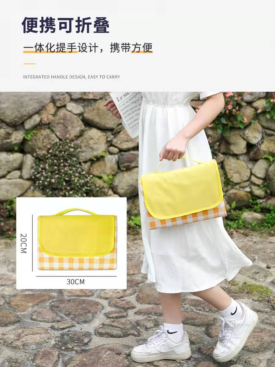 Spot Widened Outing Picnic Blanket Grassland Mat Moisture Proof Pad Outdoor Supplies Tent Portable Waterproof Picnic Mat