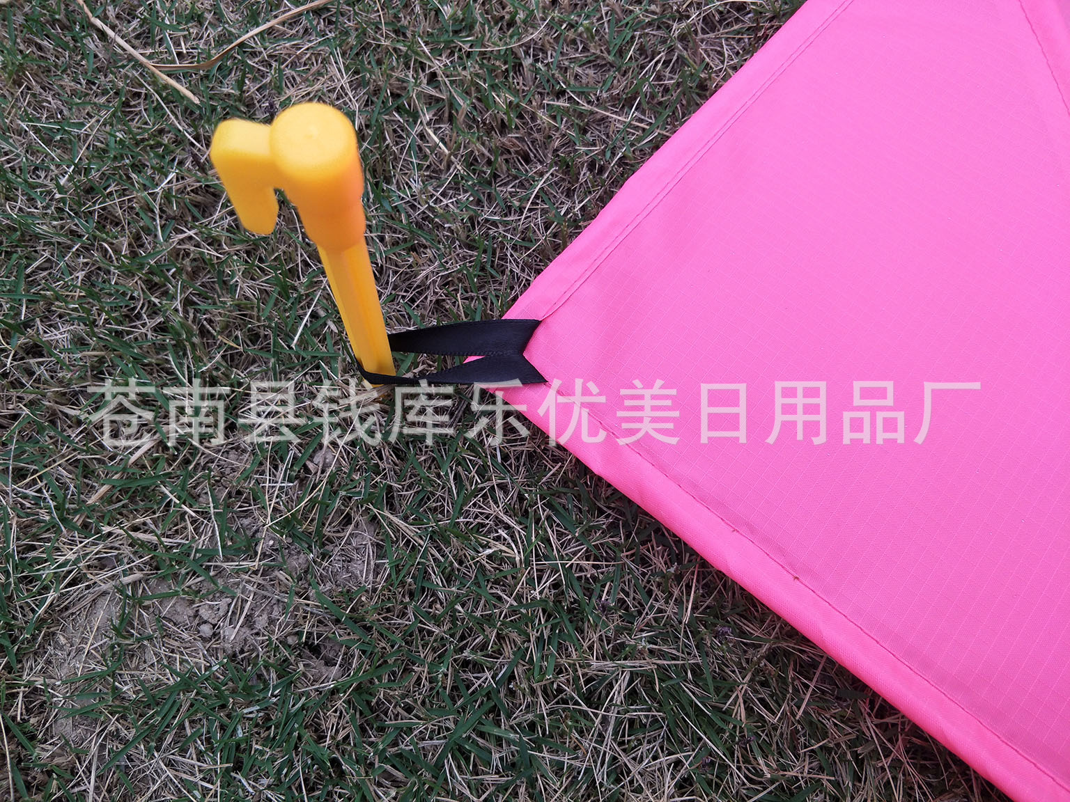 New Camping Outdoor Picnic Mat Waterproof and Foldable Pocket Beach Mat Beach Camping Picnic Blanket Factory Wholesale New Camping Outdoor Picnic Mat Waterproof and Foldable Pocket Beach Mat Beach Camping Picnic Blanket Factory Wholesale
