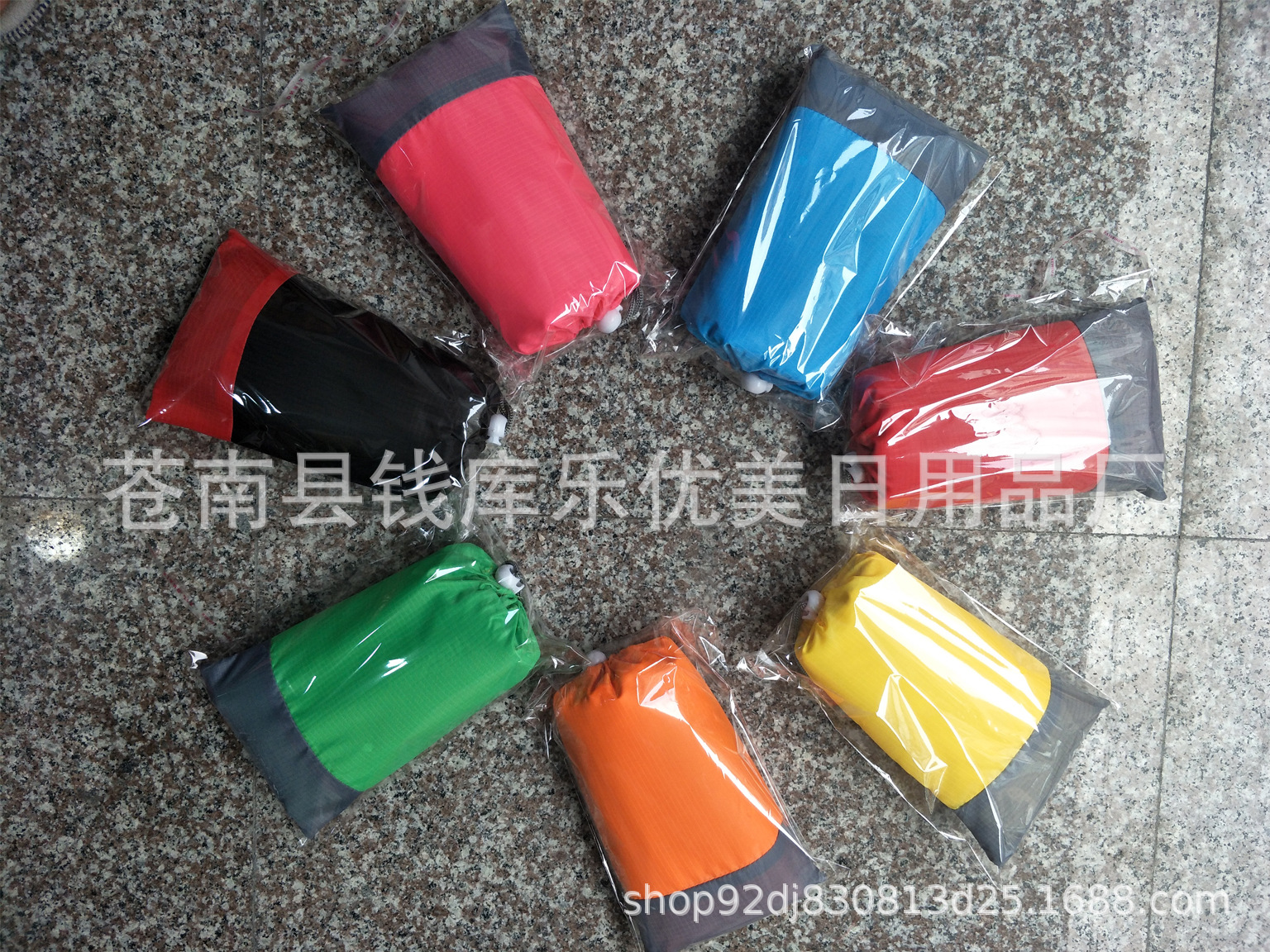 New Camping Outdoor Picnic Mat Waterproof and Foldable Pocket Beach Mat Beach Camping Picnic Blanket Factory Wholesale New Camping Outdoor Picnic Mat Waterproof and Foldable Pocket Beach Mat Beach Camping Picnic Blanket Factory Wholesale