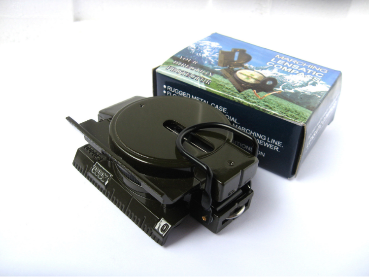 Outdoor multi-functional portable compass/compass/ Outdoor compass/American single-soldier compass