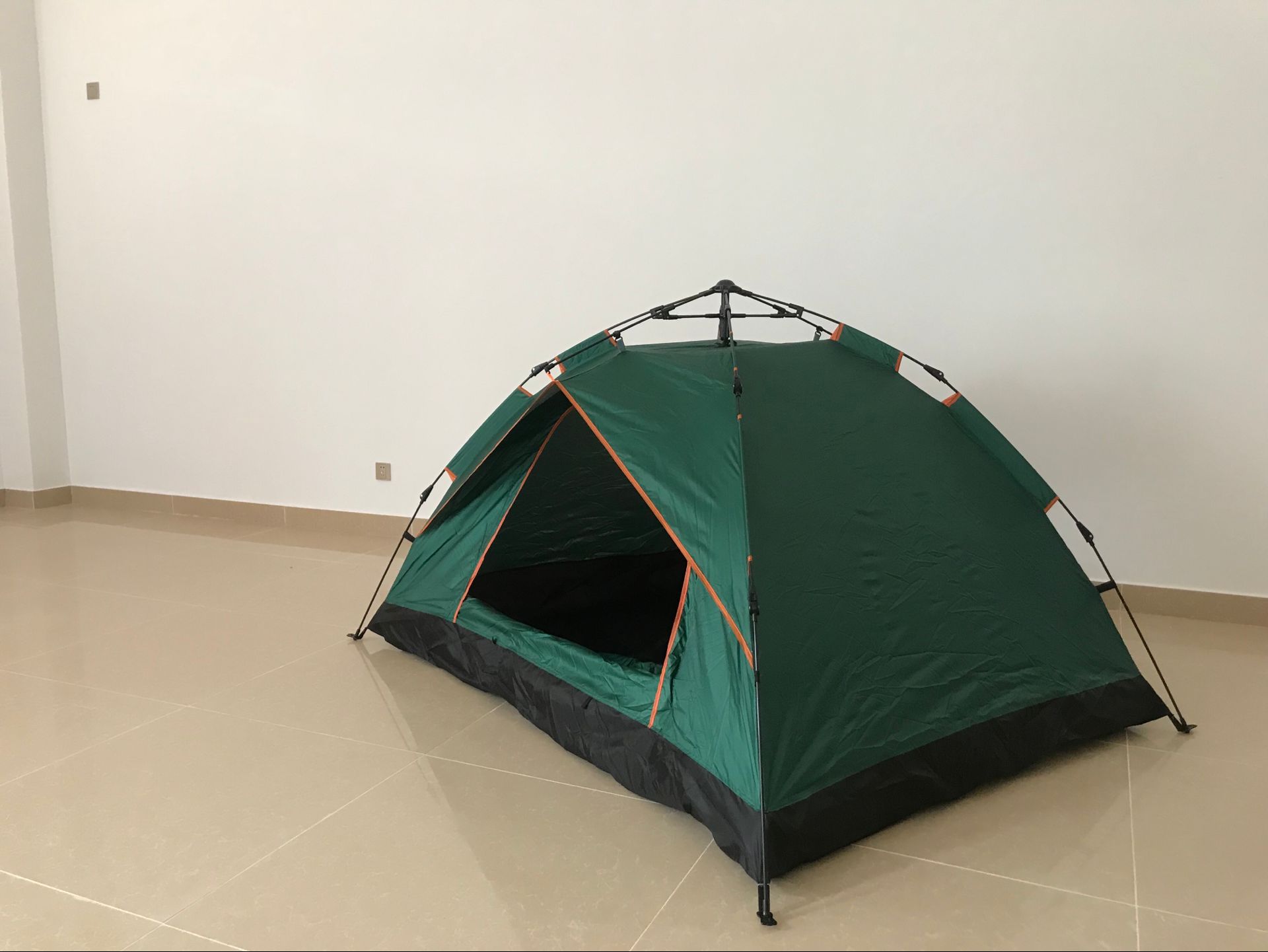 Digital Zhonglin Camouflage Outdoor Travel Double-Layer Double-Door 3 Season Building-Free Quickly Open Camping Tent Digital Zhonglin Camouflage Outdoor Travel Double-Layer Double-Door 3 Season Building-Free Quickly Open Camping Tent