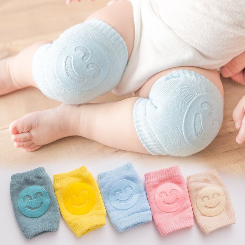 Baby Laughing Crawling Kneecap Baby Laughing Crawling Kneecap