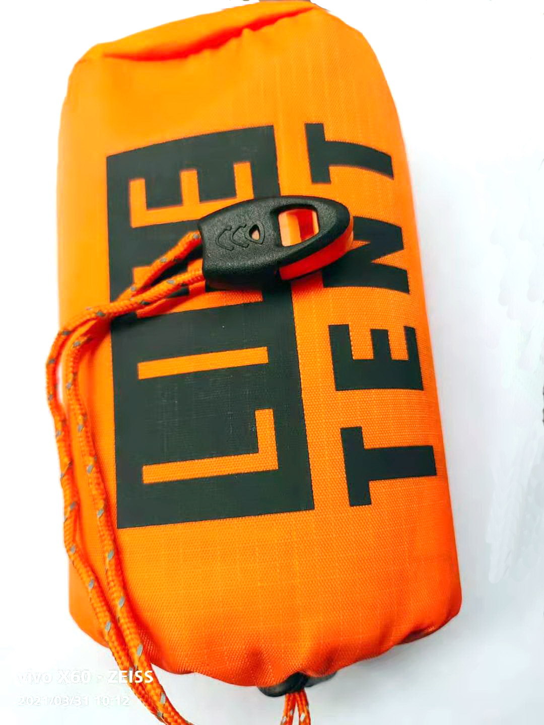 Emergency Tent Outdoor Survival Blanket Survival Blanket Emergency Blanket Insulation Blanket J Simple Tent Sun Protection Heating Blanket
