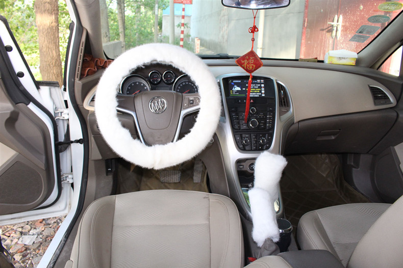 Factory Direct Supply Winter Imitation Fur Steering Wheel Three-Piece Set Shift Knob Cover Car Warm Long Wool Handle Cover Factory Direct Supply Winter Imitation Fur Steering Wheel Three-Piece Set Shift Knob Cover Car Warm Long Wool Handle Cover