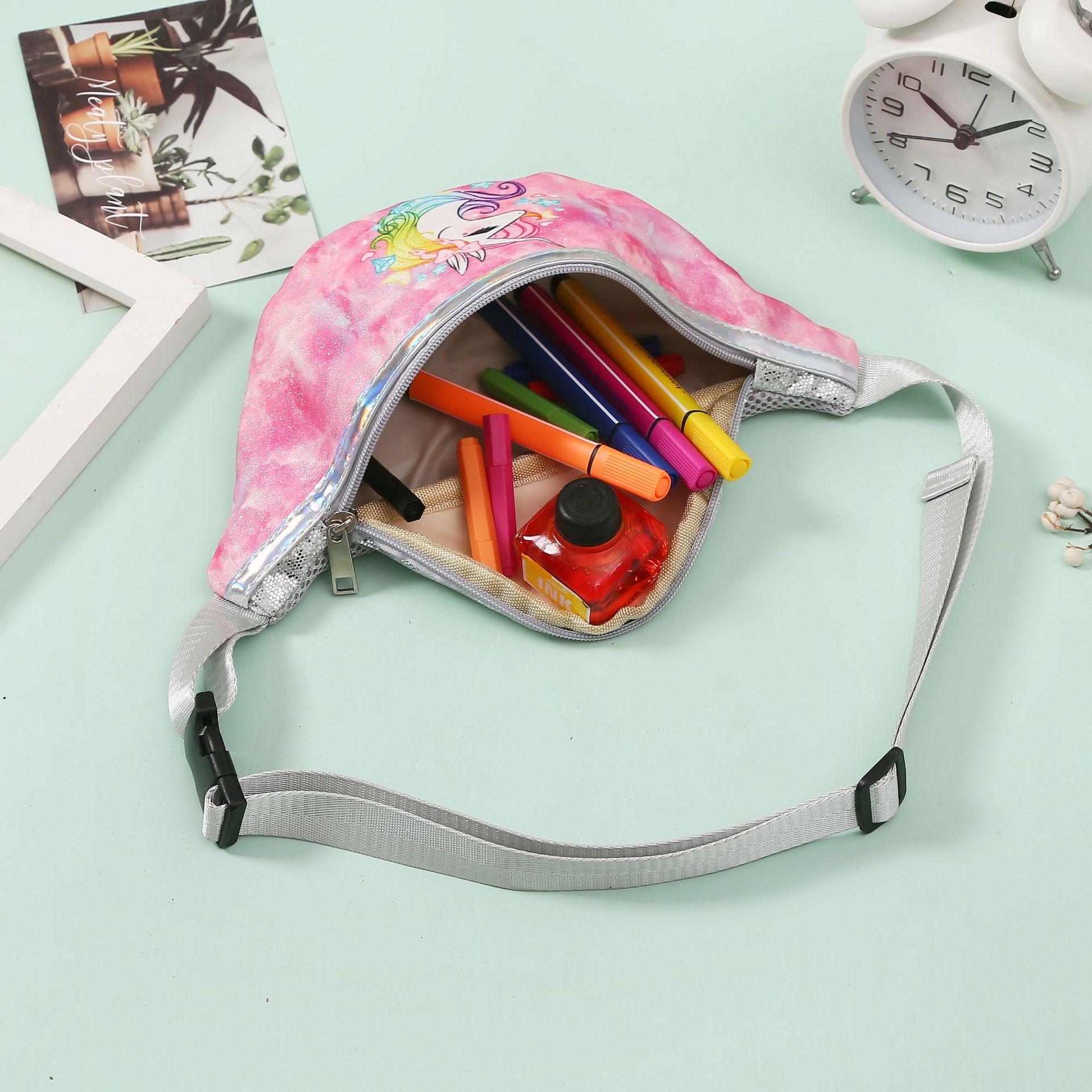2021 Children's Unicorn Printed Sequined Cartoon Waist Bag Primary School Girls Mini Cute Chest Bag Shoulder Messenger Bag