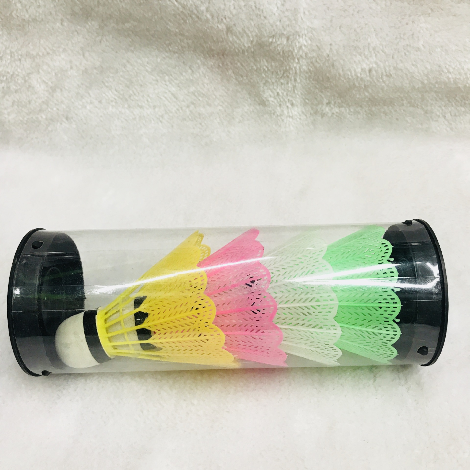 The factory sells the color plastic badminton bubble ball the first 4 barrels of children to fight small wholesale.