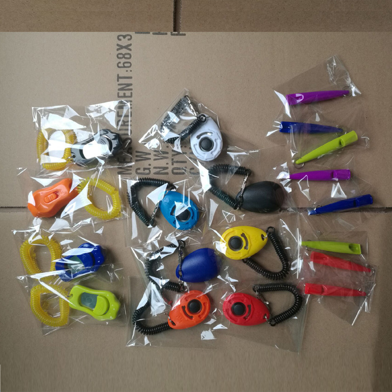 E-Commerce Supply Plastic Dog Whistle Pet Training Dog Flute Training Dog Whistle Dog Trainer Whistle Tame a Horse Whistle