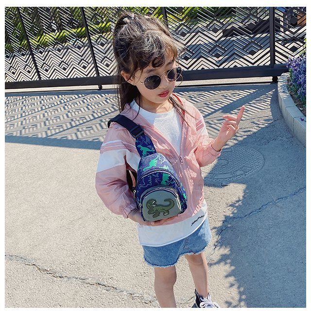 Children's Popular Messenger Bag Fashionable Stylish Waist Bag Boys and Girls Handsome Dinosaur Shoulder Bag Baby Cute Chest Bag Children's Popular Messenger Bag Fashionable Stylish Waist Bag Boys and Girls Handsome Dinosaur Shoulder Bag Baby Cute Chest Bag
