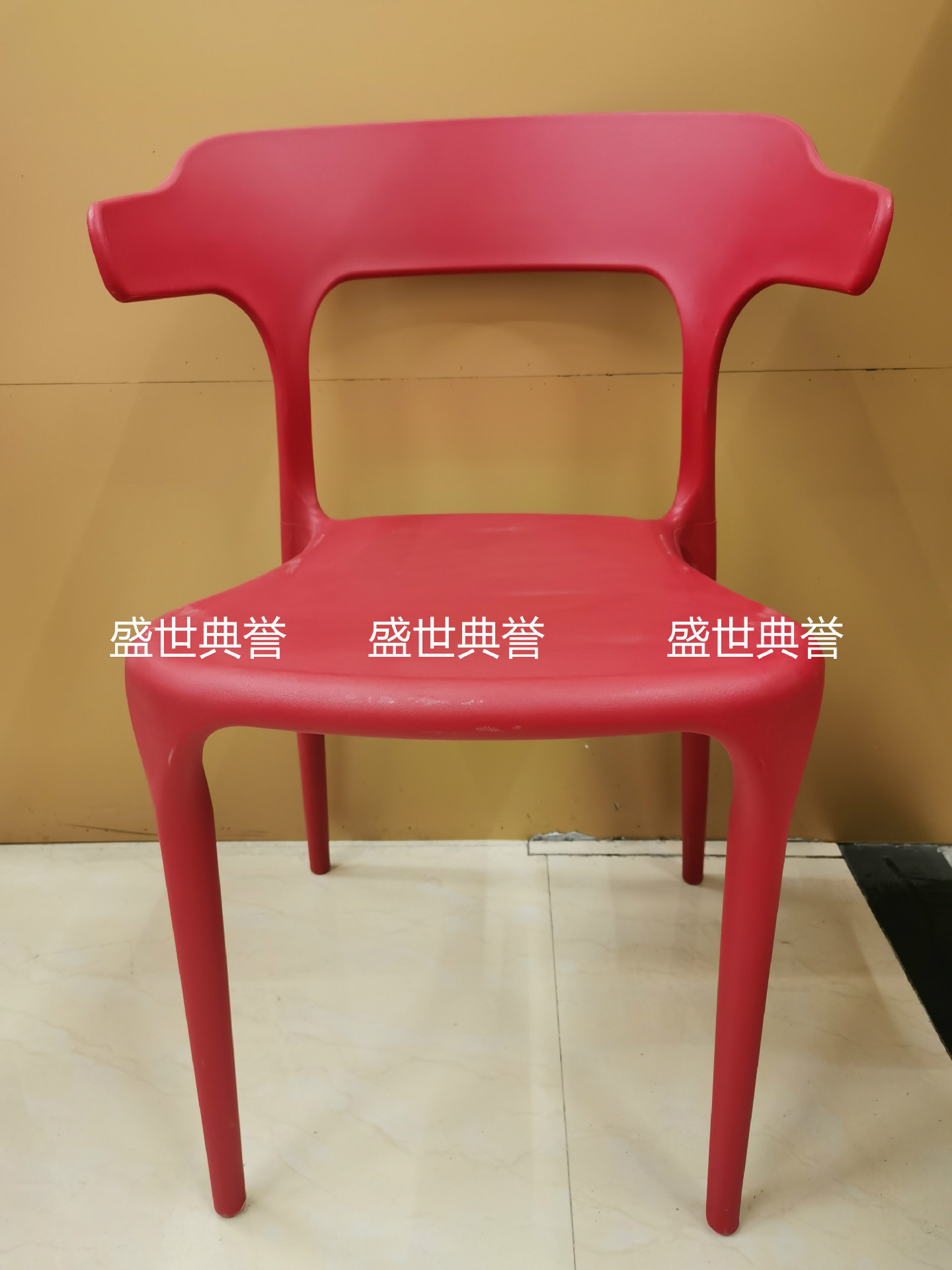 Yiwu Foreign Trade Outdoor Chair of Wedding Ceremony Wedding Plastic Folding Chair Theme Restaurant Dining Chair
