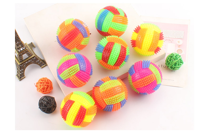 New Aberdeen Elastic ball massage ball football with whistle Endings Ball luminous booth Wholesale New Aberdeen Elastic ball massage ball football with whistle Endings Ball luminous booth Wholesale