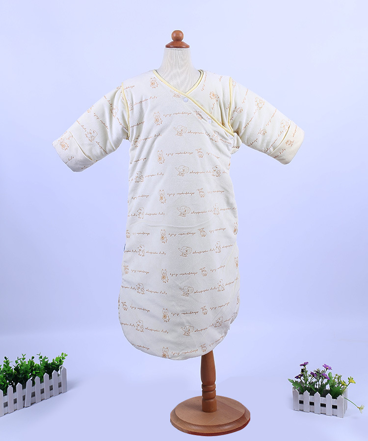 Compared with the pure rabbit hand - made baby sleeping bag, the detachable sleeve, washable anti - kick and customizable children sleeping bag can be made Compared with the pure rabbit hand - made baby sleeping bag, the detachable sleeve, washable anti - kick and customizable children sleeping bag can be made