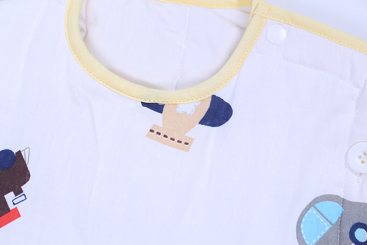 Compared with the pure rabbit hand - made baby sleeping bag, the detachable sleeve, washable anti - kick and customizable children sleeping bag can be made Compared with the pure rabbit hand - made baby sleeping bag, the detachable sleeve, washable anti - kick and customizable children sleeping bag can be made