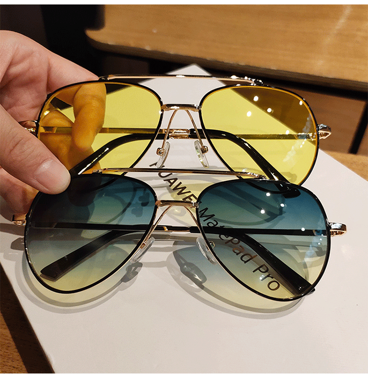 Kids Sunglasses Men's and Women's Fashion Aviators Sunglasses Children's UV-Proof Sunglasses Medium and Big Children's All-Match Sunglasses Glasses Kids Sunglasses Men's and Women's Fashion Aviators Sunglasses Children's UV-Proof Sunglasses Medium and Big Children's All-Match Sunglasses Glasses