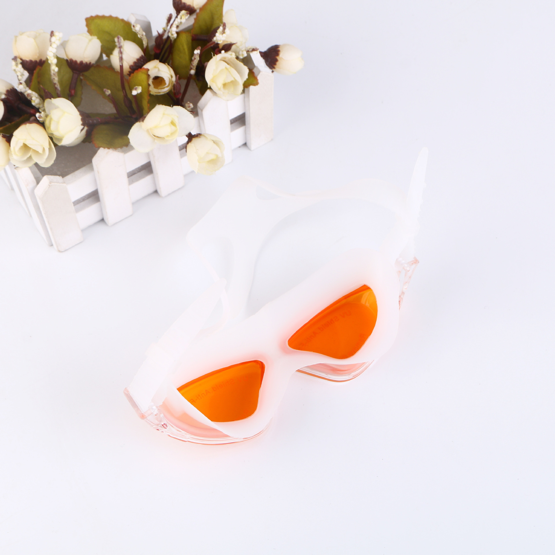 Swimming goggles for adult, Large frame electroplated waterproof and anti-fog hd swimming glasses