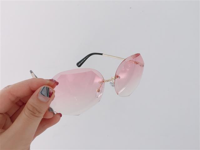 Stylish 2019 new stylish cut edge, ladies metallic, custom uv-proof stylish ladies