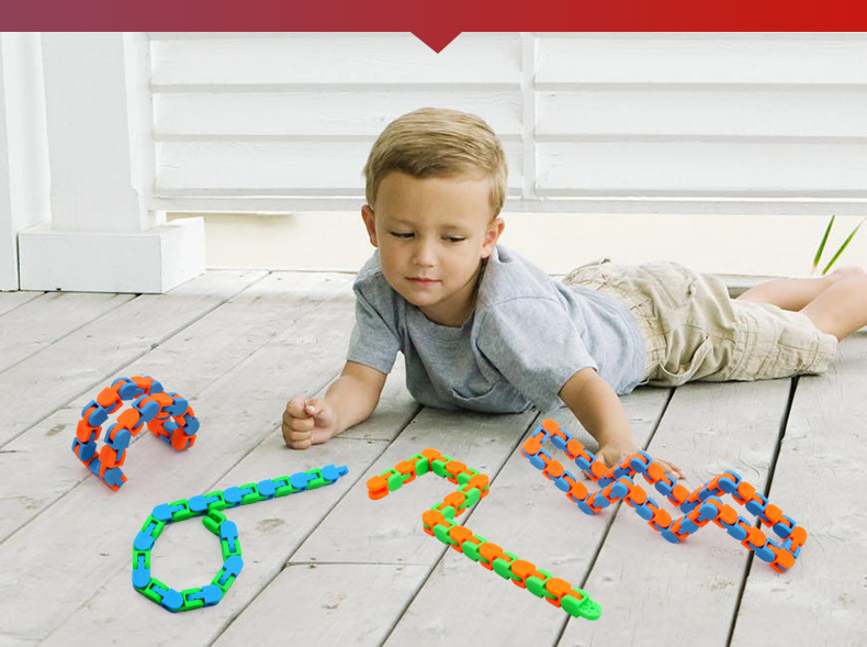 Spot Wacky Tracks Fluid Bracelet Bicycle Track Chain Building Blocks Decompression Chain