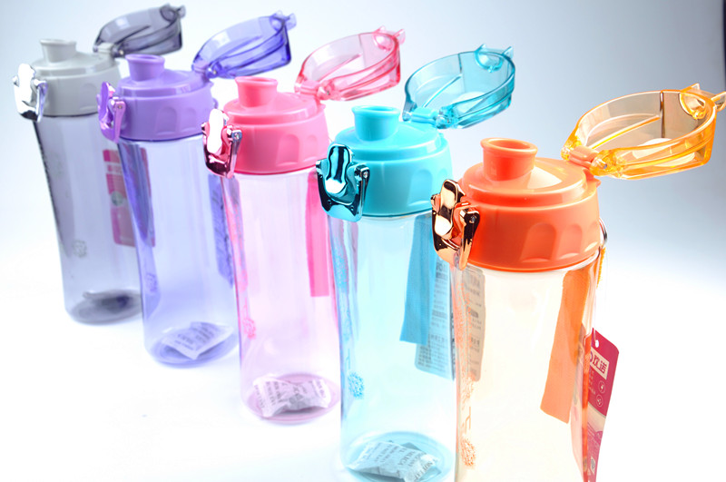 Outdoor space cup with plastic bullet cover portable sports cup with tea leakage