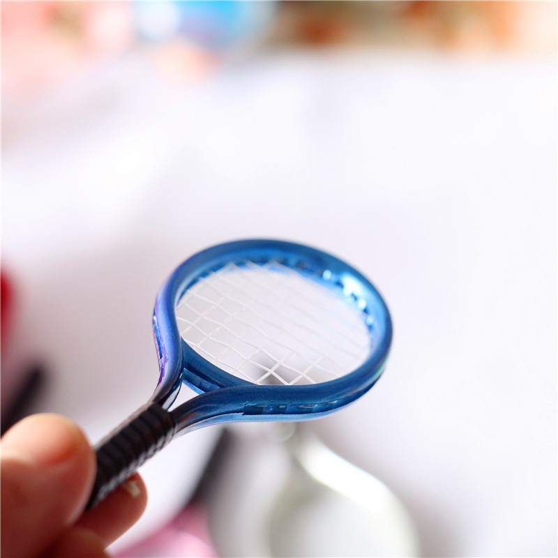 Dollhouse Doll House Mini Scene Accessories Simulation Mini Sports Supplies Tennis Rackets Tennis Model Set Dollhouse Doll House Mini Scene Accessories Simulation Mini Sports Supplies Tennis Rackets Tennis Model Set
