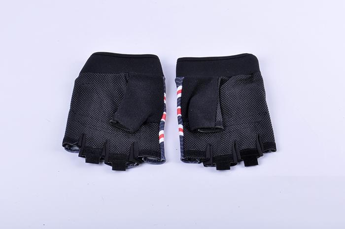 Direct wholesale men's outdoor anti-slip fitness half-finger mitts, Jack gloves Direct wholesale men's outdoor anti-slip fitness half-finger mitts, Jack gloves