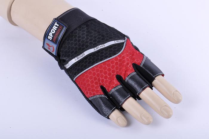 Hundreds of Tiger sports gloves. outdoor anti-slip fitness half-finger mitts. hiking cycling reflective gloves Hundreds of Tiger sports gloves. outdoor anti-slip fitness half-finger mitts. hiking cycling reflective gloves