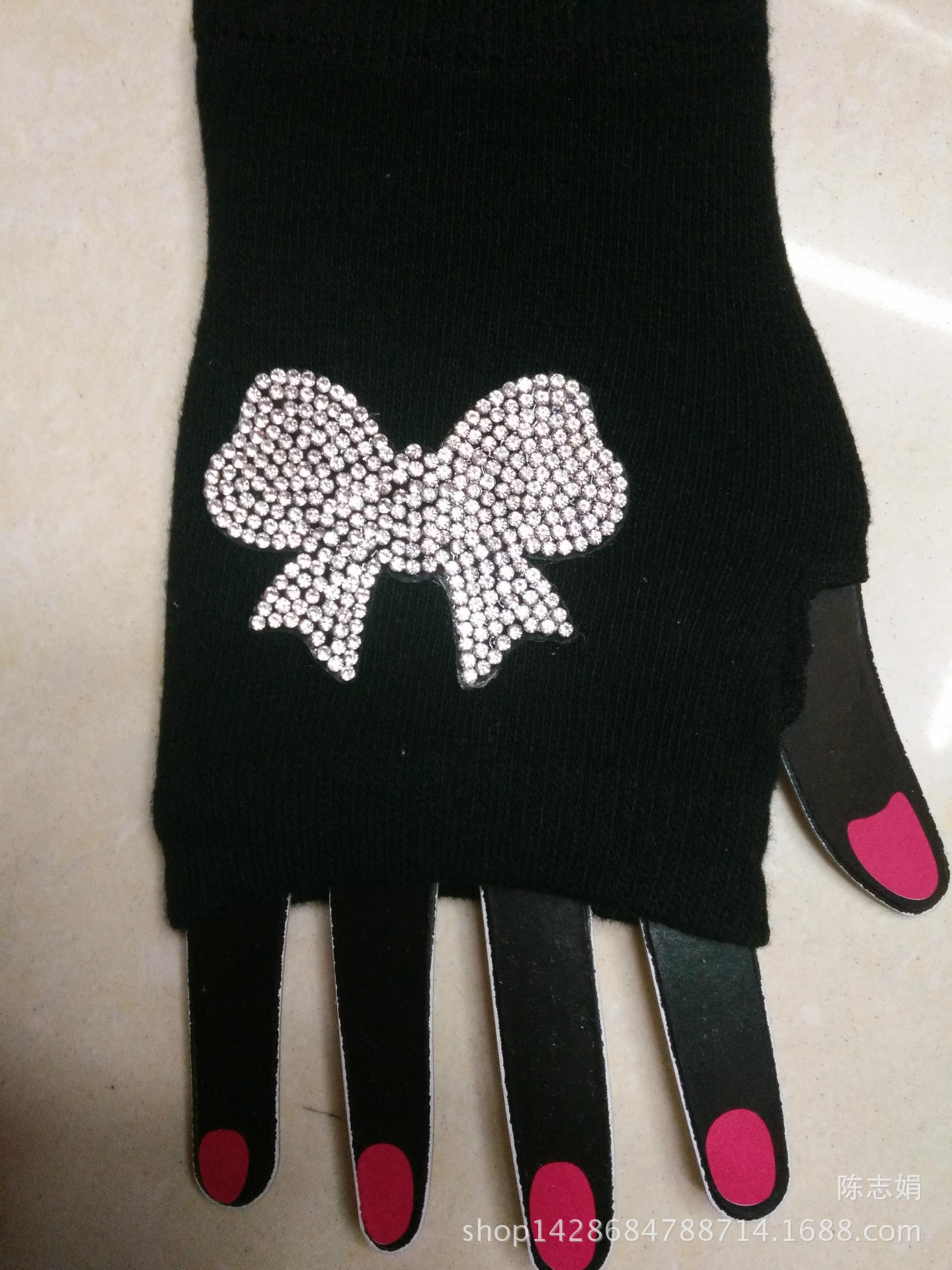 2018 new cool water drill rivet student open-finger sailor dance gloves five-coded star half-finger knitted gloves 2018 new cool water drill rivet student open-finger sailor dance gloves five-coded star half-finger knitted gloves
