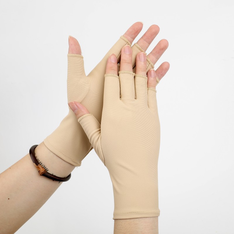 Spandex half-finger gloves women's thin spring/summer dance performance Manicure seven high snap paste hands sweat Spandex half-finger gloves women's thin spring/summer dance performance Manicure seven high snap paste hands sweat
