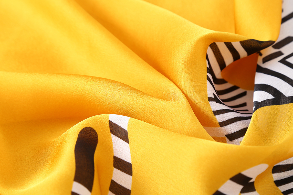 Large Silk Scarf Women's Summer Gift Beach Towel Sunscreen Scarf New Silk Satin Emulation Silk Scarf Sunshade Shawl Scarf Large Silk Scarf Women's Summer Gift Beach Towel Sunscreen Scarf New Silk Satin Emulation Silk Scarf Sunshade Shawl Scarf