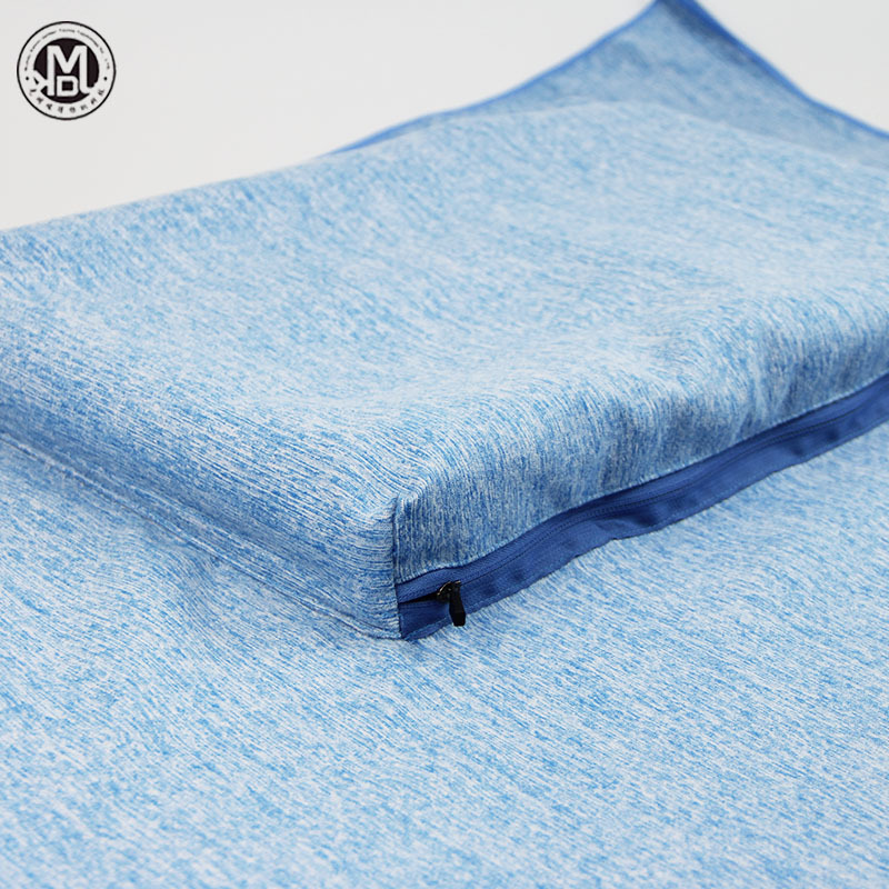 Microfiber Beach Towel Multi-Color Absorbent Quick-Drying Breathable Beach Towel with Pillow Cover Factory Supply