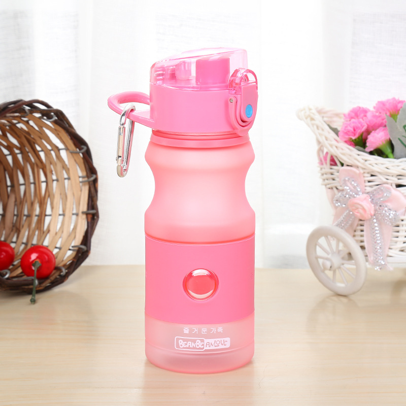 2018 new Korean version simple creative color lock sports cup portable anti-falling plastic sports cup wholesale 2018 new Korean version simple creative color lock sports cup portable anti-falling plastic sports cup wholesale