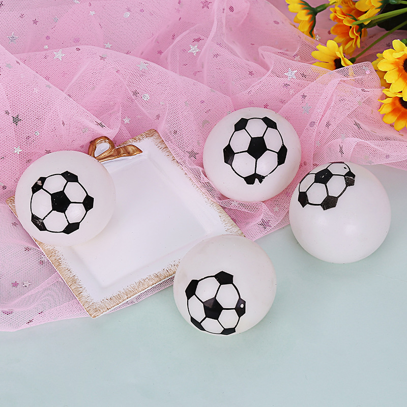 Football to vent water ball can not be broken cute vent toy children knead music pressure ball make strange creative trick