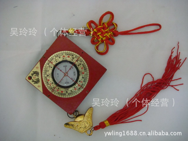 Chinese small compass compass pendant crafts knot car pendant Chinese small compass compass pendant crafts knot car pendant